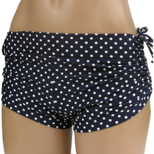 Everywear Activewear String Shorts Dottie navy for hot yoga and hot Pilates